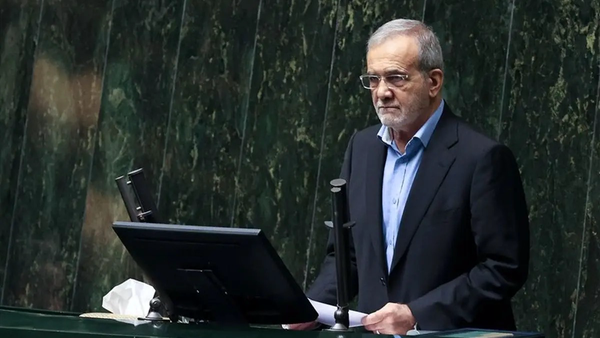 پزشکیان‌: آمریکا در برابر دیدگان جهان چپاول می‌کند