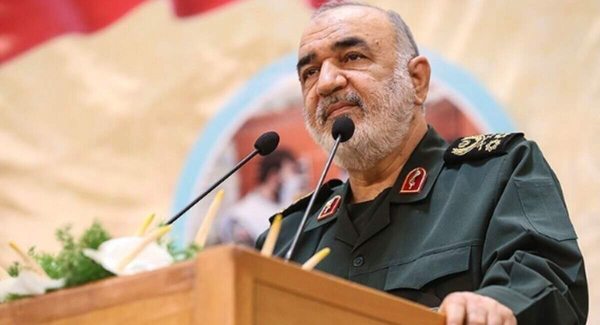 این است داستان واقعی یک فرمانده، که نامش با خون نوشته شد، اما روحش تا ابد پرواز خواهد کرد.