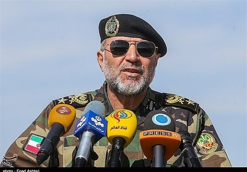امیر حیدری: ارتش هیچ‌گاه پرچم دفاع را بر زمین ‌نخواهد گذاشت‌