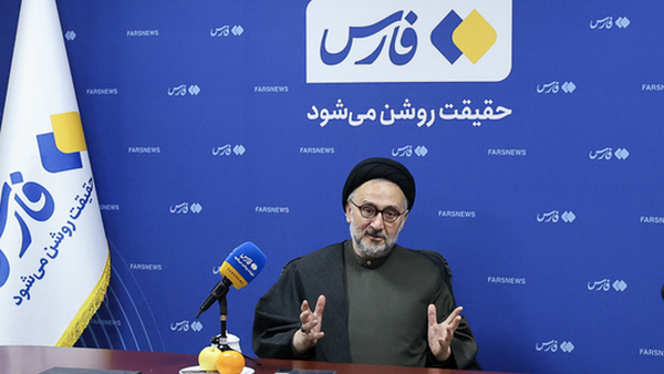 ابطحی: آمریکا می‌خواهد هم خود را فدای اسرائیل کند هم جهان را