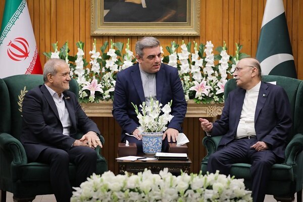 پزشکیان: ایران و پاکستان نشان دادند که دوست روزهای سخت یکدیگر هستند