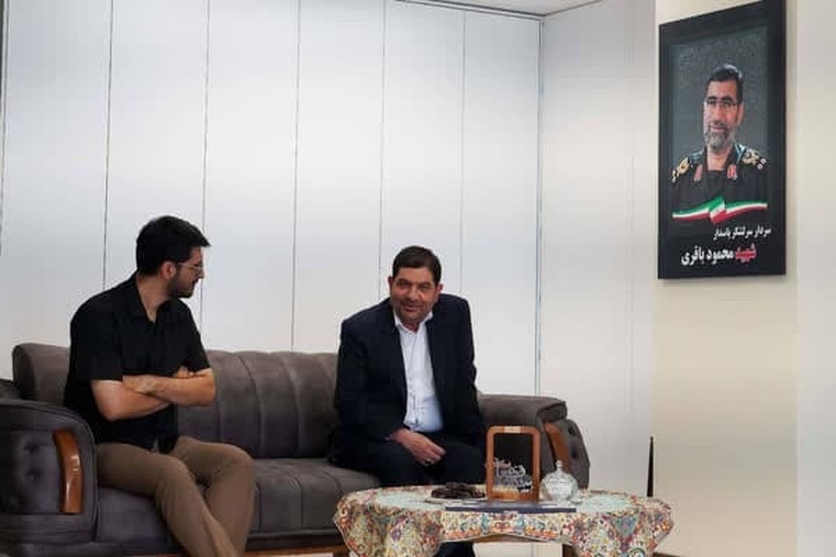 محمد مخبر:
خون شهید باقری فراتر از موشک‌هایش مدافع نظام و مردم است