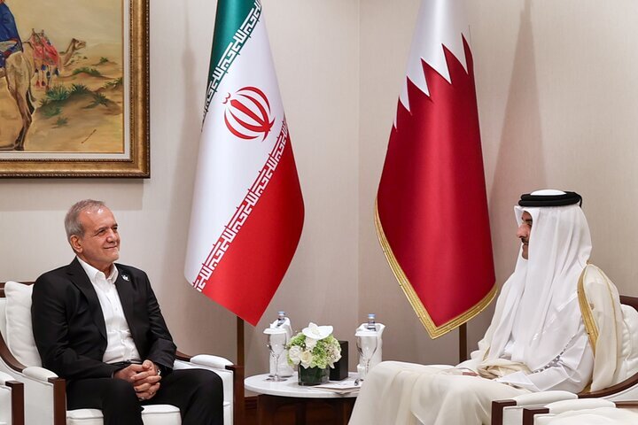دیدار پزشکیان با امیر قطر