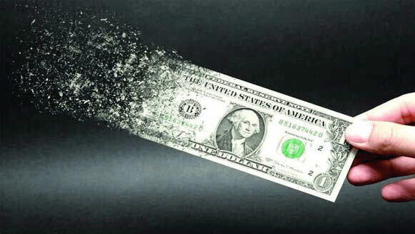 تذکر ۵٠ نماینده به وزیر اقتصاد برای خداحافظی با دلار