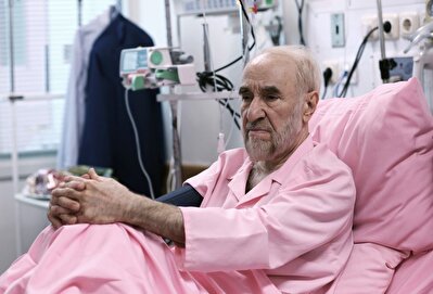 لیدر همیشه طلبکار!