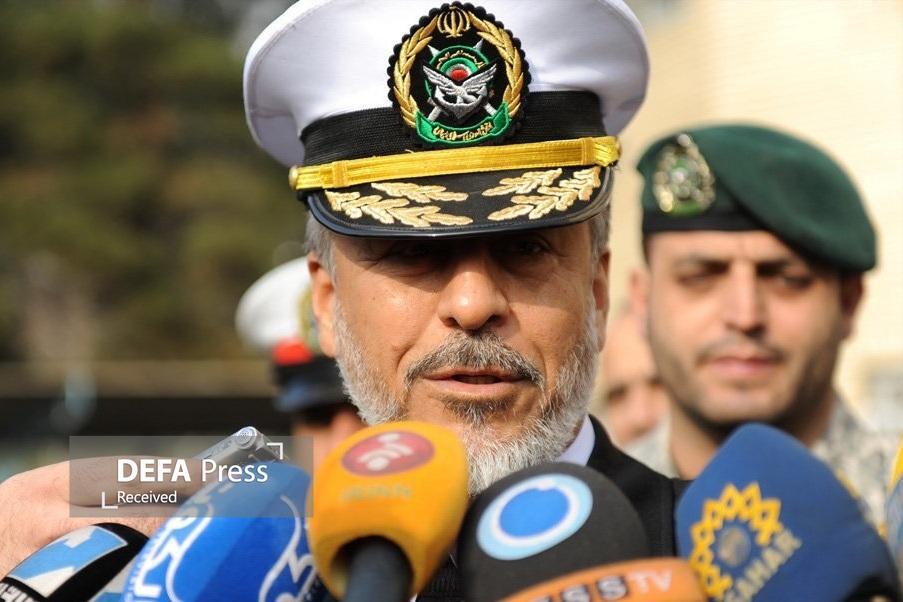 دریادار سیاری: جزایر ایرانی خلیج فارس جزء جدایی‌ناپذیر خاک مقدس ایران است