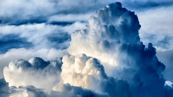 عملیات گسترده هوایی نیروی هوافضای سپاه برای بارور سازی ابرها +فیلم