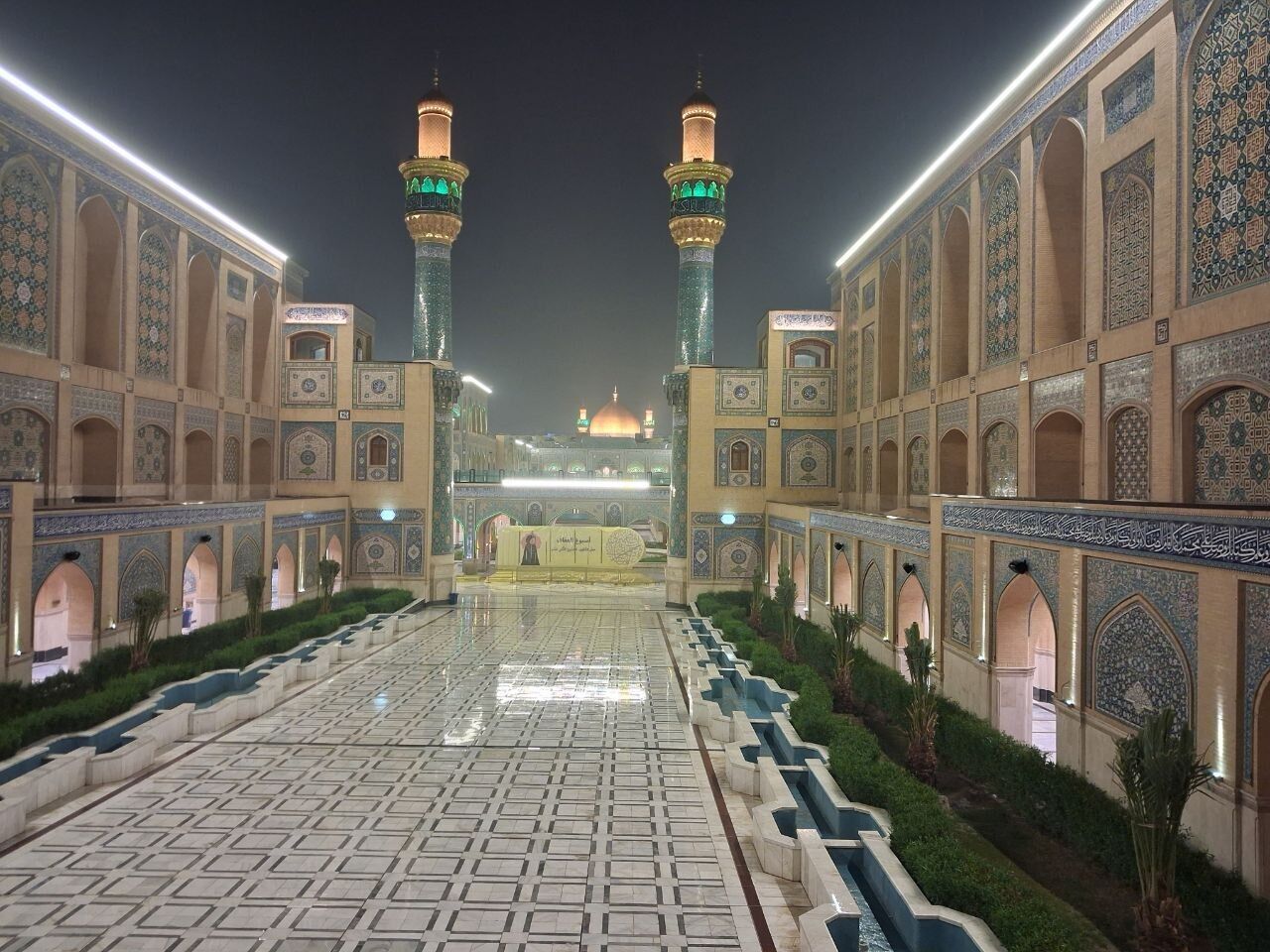 صحن حضرت زهرا(س) در حرم علوی به بهره‌برداری رسید