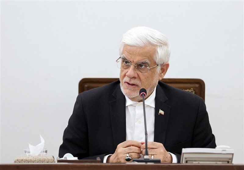 عارف: دانه‌درشت‌ها و فرار مالیاتی آفتی است که باید حتماً ریشه‌کن کرد