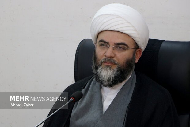 حجت الاسلام قمی: هدایت گروه مذاکره کننده ایرانی با «مردم» است