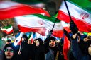 ایستاده در قلب تاریخ