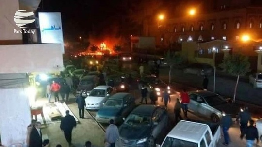  انفجار دو خودرو بمب گذاری شده در بنغازی لیبی
انفجار خودرو در مقابل مسجد رضوان شهر بنغازی دستکم ۳۳ کشته و ۷۰ زخمی بر جای گذاشت. 
یکی از کشته‌شدگان ژنرال «مهدی فلاح» رئیس دایره ضدجاسوسی سازمان اطلاعات لیبی است.