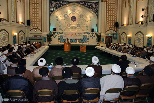  گردهمایی روحانیون جهت هماهنگی تبلیغی در آستانه ماه مبارک رمضان در مرکز اسلامی انگلیس 