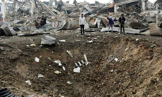 تصویری از محل انفجار خودروی بمب گذاری شده در نزدیکی شرکت جی اس 4 انگلیس مستقر در کابل که منجر به کشته شدن 5 شبه نظامی این شرکت شد.