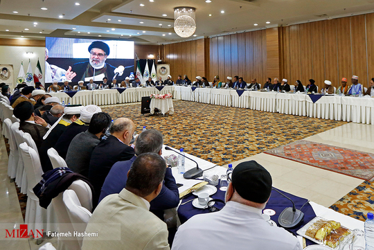 نخستین نشست شورای مرکزی کنگره جهانی محبان اهل‌بیت (ع) با حضور شخصیت‌های برجسته جهان در تهران برگزار شد