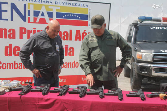 وزارت کشور ونزوئلا اعلام کرد که نیروهای امنیتی در یک انبار فرودگاه شهر «والنسیا» این کشور مقادیر زیادی تسلیحات آمریکایی را کشف و ضبط کردند.
