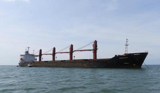 وزارت دادگستری آمریکا پنجشنبه اعلام کرد یک فروند کشتی کره شمالی به دلیل نقض قوانین آمریکا و تحریم‌های بین‌المللی توقیف شده است.
