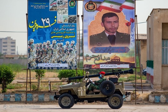 رژه خودرویی ارتش جمهوری اسلامی به مناسبت 29 فروردین - اهواز