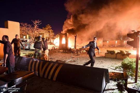 انفجار یک خودرو بمب گذاری شده در پارکینگ یک هتل در جنوب غرب پاکستان