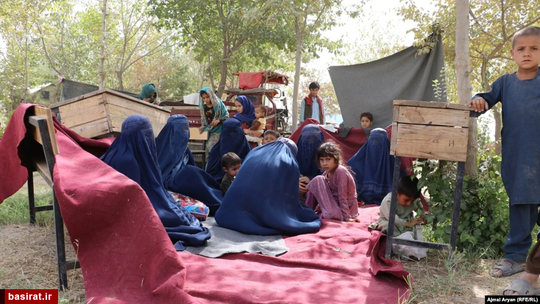 آوارگی بیش از ۱۲ هزار خانواده در کندز افغانستان در  پی حملات طالبان