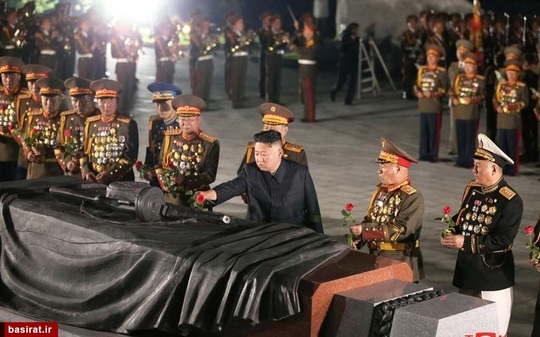 حضور کیم جونگ اون، رهبر کره شمالی در مراسمی به مناسبت شصت و هشتمین سالگرد آتش بس کره در پیونگ یانگ، کره شمالی