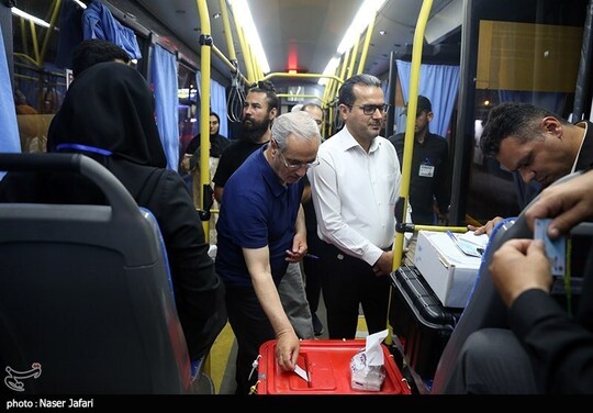 صندوق های سیار اخذ رای در تهران