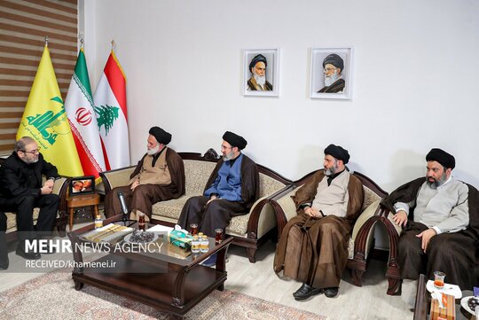 حضور فرزندان رهبر معظم انقلاب در دفتر حزب‌الله لبنان در تهران