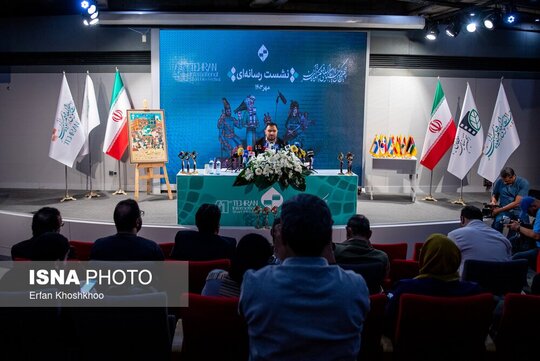 نشست خبری چهل و یکمین جشنواره فیلم کوتاه تهران با حضور مهدی آذرپندار، دبیر جشنواره یکشنبه ۲۲ مهر ماه ۱۴۰۳ در پردیس سینمایی ملت برگزار شد.