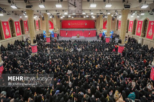 دیدار هزاران نفر از زنان و دختران با رهبر معظم انقلاب