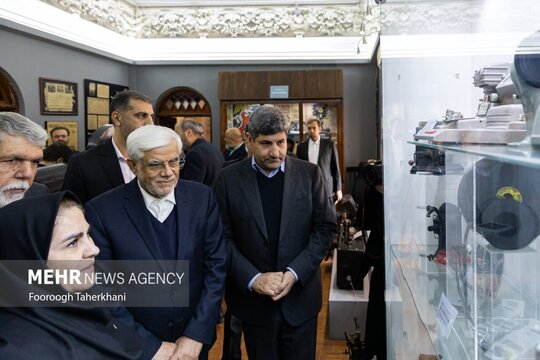 جلسه شورای سینما با حضور معاون اول رئیس جمهور و وزیر ارشاد در موزه سینما صبح امروز ۶ بهمن ۱۴۰۳ برگزار شد.