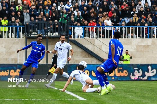 لیگ برتر فوتبال - ملوان و استقلال تهران