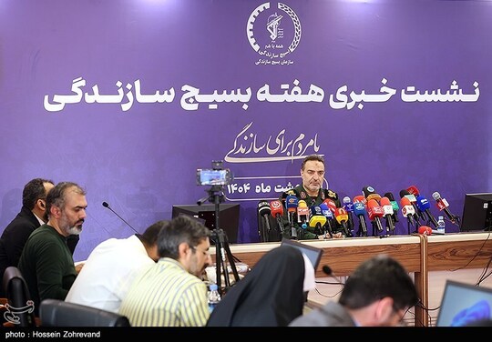 نشست خیری سردار محمد زهرایی رئیس سازمان بسیج سازندگی کشور به مناسبت هفته بسیج سازندگی