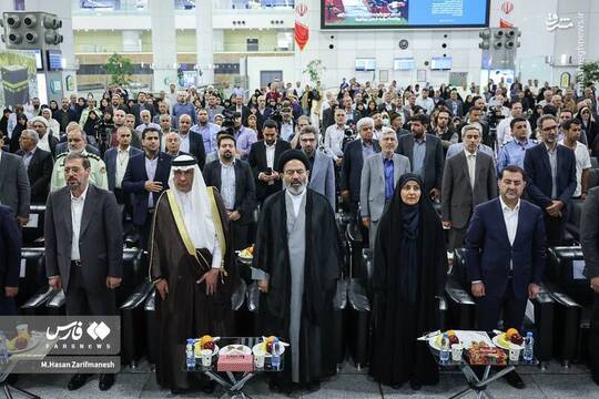 آئین بدرقه زائران خانه خدا، بامداد دوشنبه ۱۵ اردیبهشت با حضور حجت‌الاسلام سید عبدالفتاح نواب نماینده ولی فقیه در امور حج و زیارت و فرزانه صادق مالواجردی  برگزار شد.
