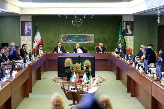 مسعود پزشکیان رئیس جمهور روز شنبه ۲۰ اردیبهشت جهت بازدید به وزارت جهاد کشاورزی رفت.