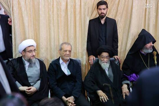 حضور رئیس جمهور در مراسم سالگرد شهدای خدمت در مصلای تبریز