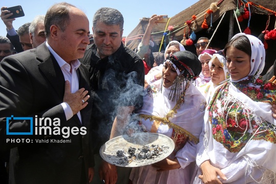 «غلامرضا نوری قزلجه» وزیر جهاد کشاورزی، جمعه به همراه جمعی از اعضای فراکسیون «کشاورزی پویا و عشایر» مجلس شورای اسلامی در سفر به خراسان‌شمالی از مناطق عشایری استان بازدید و در گردهمایی سران ایلات و طوایف استان شرکت کرد.