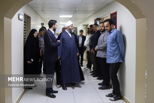 بازدیدحجت‌الاسلام محمد قمی ازمحل آزمون استخدامی سازمان تبلیغات اسلامی