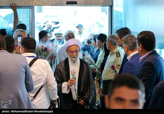 ورود اولین پرواز بازگشت حجاج به فرودگاه امام خمینی (ره)