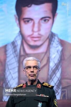 سردار سپهبد شهید محمد باقری رئیس ستاد کل نیروهای مسلح ساعاتی پیش در پی حمله رژیم صهیونیستی به درجه رفیع شهادت نائل آمد.