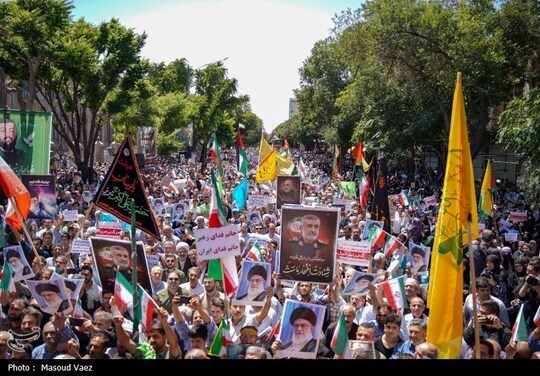 راهپیمایی جمعه خشم و نصر در کرمانشاه