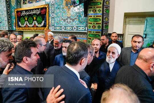 مراسم سومین روز درگذشت مرحوم محمد ناطق نوری برادر حجت الاسلام علی اکبر ناطق نوری عصر روز جمعه ۲۷ تیر در مسجد فخرالدوله تهران برگزار شد.