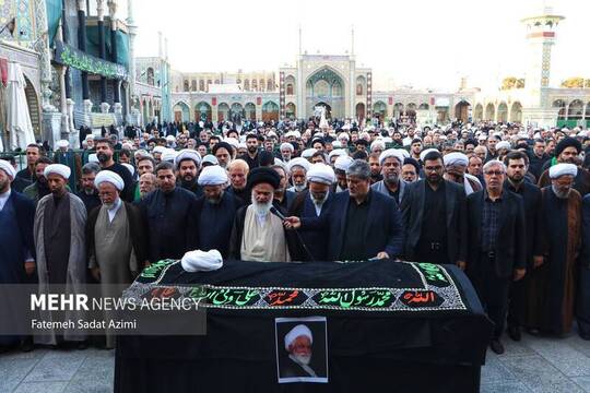 تشییع پیکر مرحوم آیت الله نعیم آبادی در قم