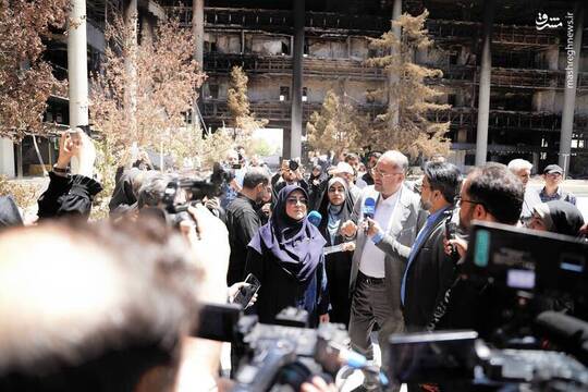 فاطمه مهاجرانی سخنگوی دولت امروز سه‌شنبه ۳۱ تیر از ساختمان شیشه‌ای صدا و سیما بازدید کرد.