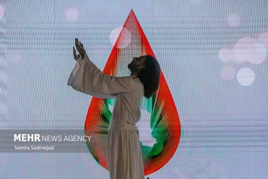 آئین «یادمان خون ایران» در راستای پاسداشت یاد شهدای بی‌دفاع جنگ اخیر و با هدف بزرگداشت شهدای جنگ دوازده روزه بعدازظهر امروز، چهارشنبه، با حضور اهالی فرهنگ و هنرمندان در موزه سینما برگزار شد.