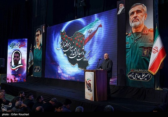 حضور محمدباقر قالیباف در اربعین شهدای هوافضای سپاه پاسداران