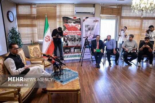 نشست خبری سفیر کشور پاکستان در ایران
