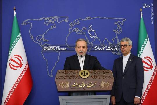 سید عباس عراقچی وزیر امور خارجه روز دوشنبه ۱۳ مرداد در نشست خبری سخنگوی وزارت خارجه حضور پیدا کرد.