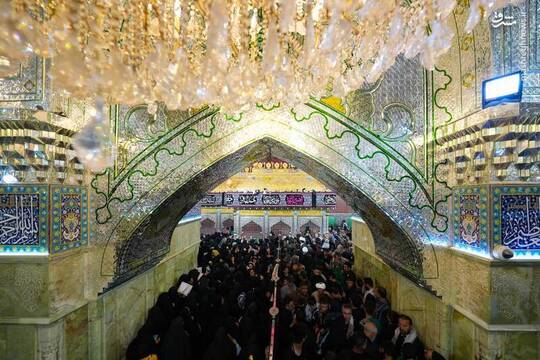 زائران اربعین حسینی با حضور در شهر سامرا حال و هوای خاصی به این مکان مقدس بخشیده‌اند.
