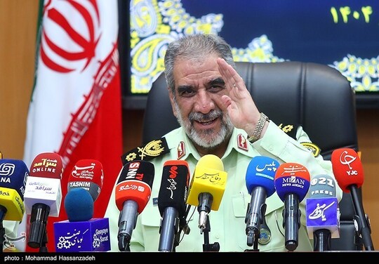 نشست خبری سردار محمدیان فرماندهی انتظامی تهران بزرگ با حضور اصحاب رسانه برگزار شد.