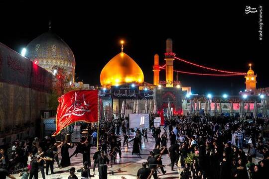 همزمان با سالروز رحلت پیامبر اکرم(ص) و شهادت امام حسن مجتبی(ع) زائران حرمین سامرا در اطراف حرم مطهر به عزاداری پرداختند.